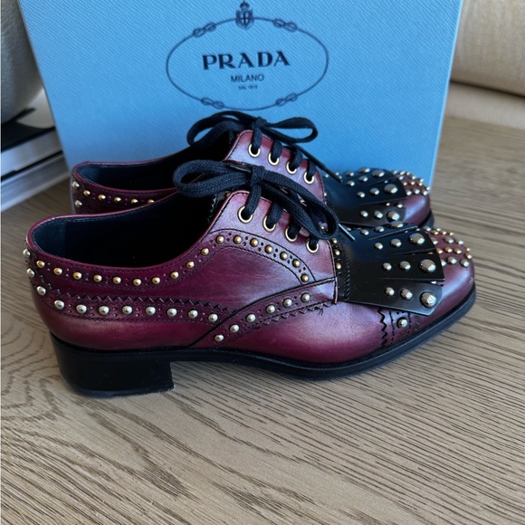PRADA Derby Studded Kiltie Lace Up Shoes
EU 37.5 - Picture 3 of 4